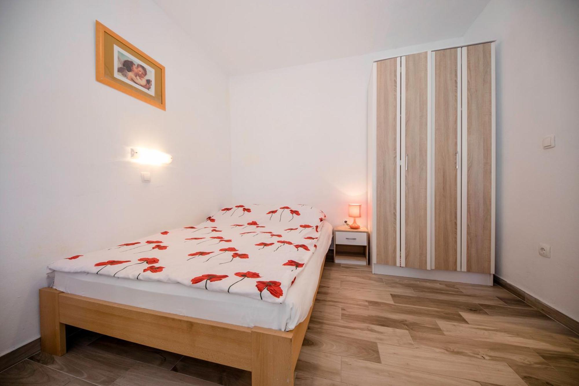 Apartmán Kazo Rab Town Exteriér fotografie
